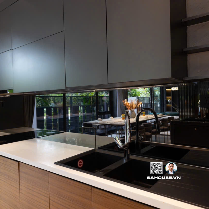 Bán Biệt Thự 2 Mặt Tiền Số 59 Hưng Thái 2 Phú Mỹ Hưng – 302m², Sân Vườn, Hồ Cá