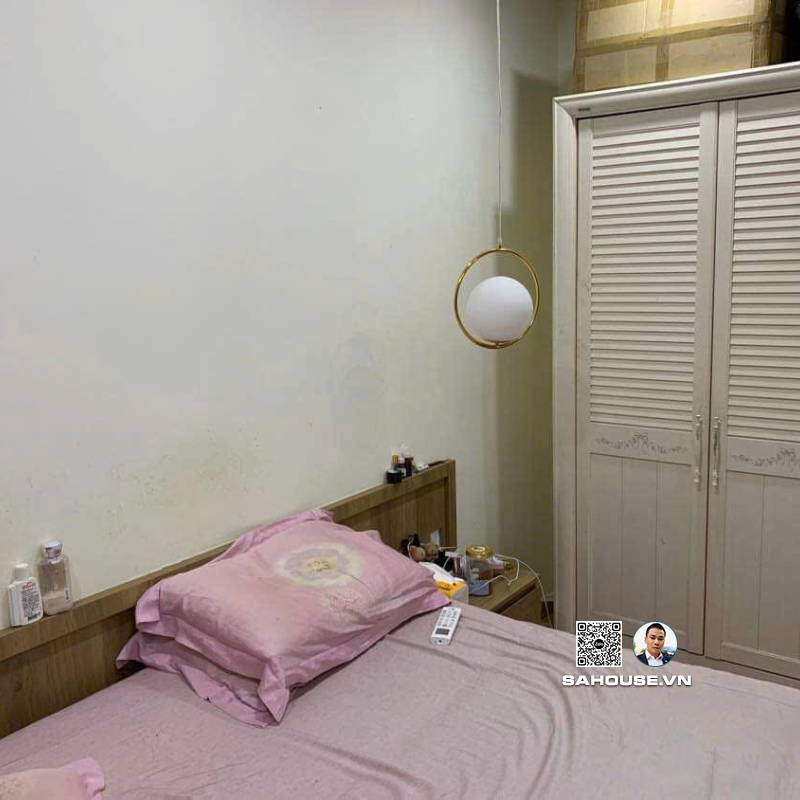 Bán Nhà đường số 14 Sadeco ven sông Quận 7