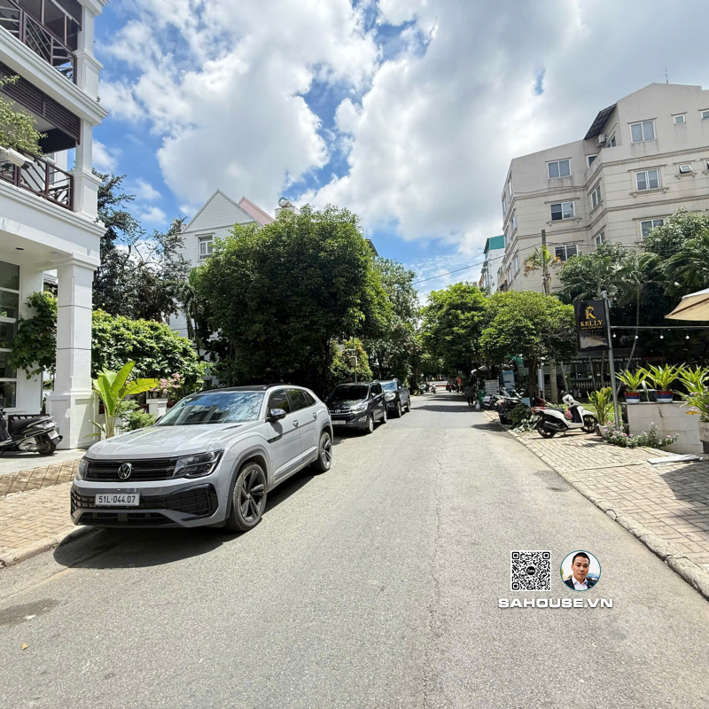 Bán Nhà Phố R4-62 Hưng Gia 3 Phú Mỹ Hưng – 111m², 5 Tầng, 8 Phòng Ngủ, Giá 28 Tỷ Thương Lượng
