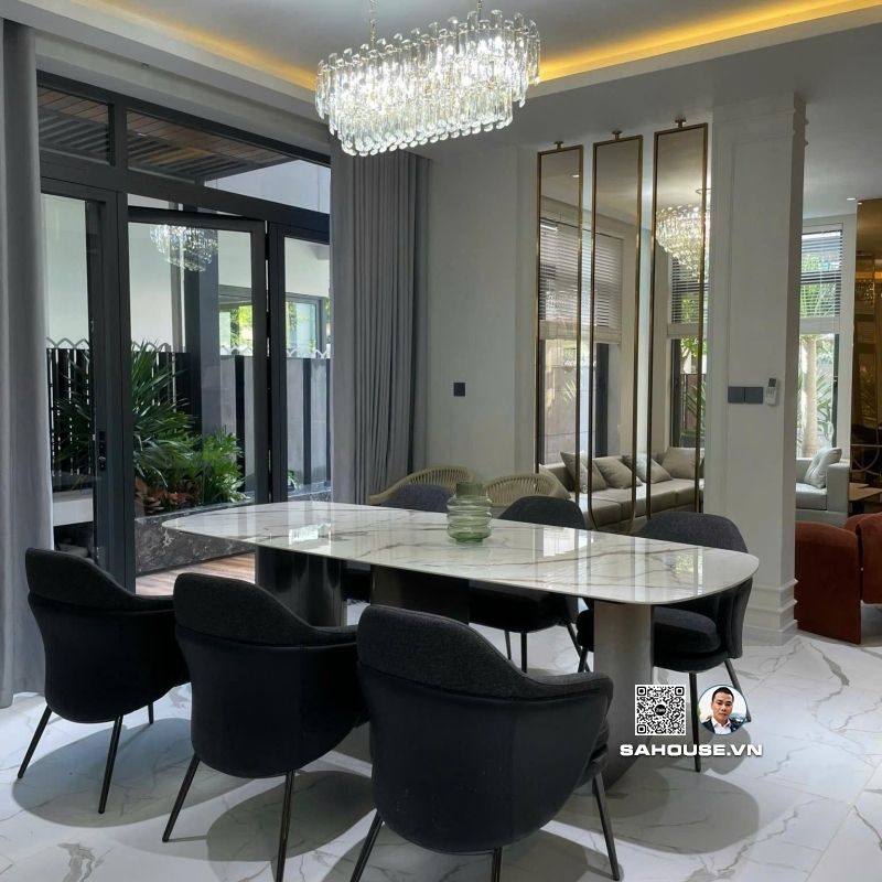 Cho Thuê Biệt Thự Song Lập 110 Mỹ Hưng Phú Mỹ Hưng – 157,7m², 6 Phòng Ngủ, Sân Vườn Rộng, Full Nội Thất, Giá 5.000 USD/Tháng