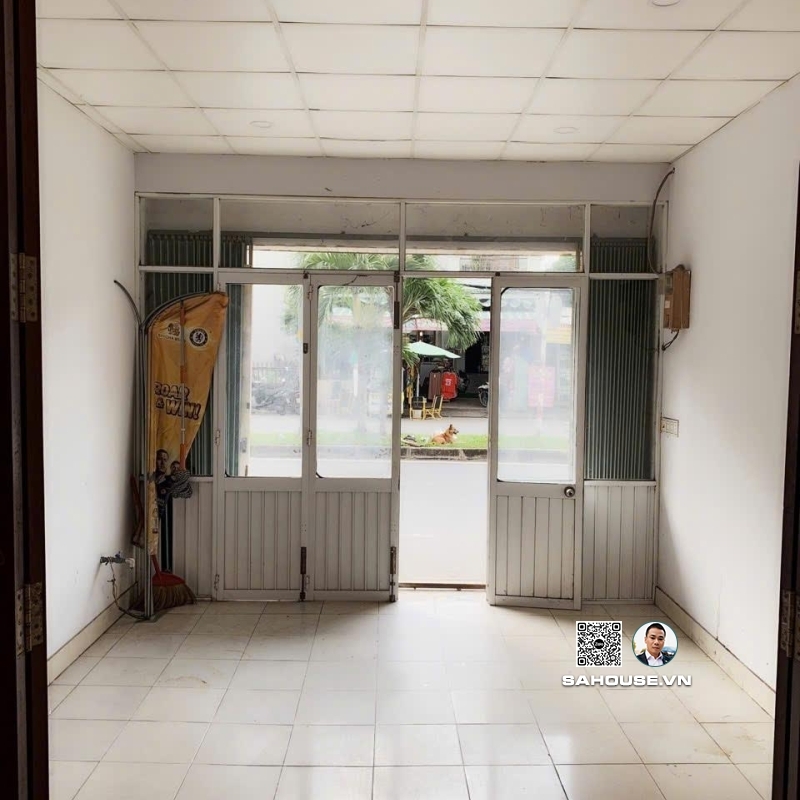 Cho Thuê Nhà Mặt Tiền 30 Đường Phú Thuận Quận 7 – 72m², Trệt 2 Lầu, Sân Thượng, Giá 32 Triệu/Tháng
